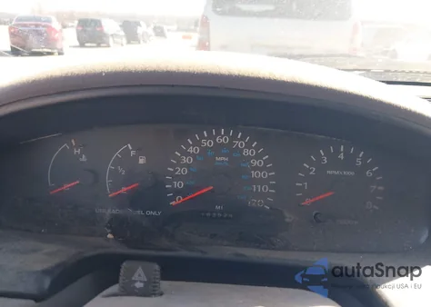 1996 Dodge Neon Highline z USA, uszkodzony, nr VIN 3B3ES47C1TT247365